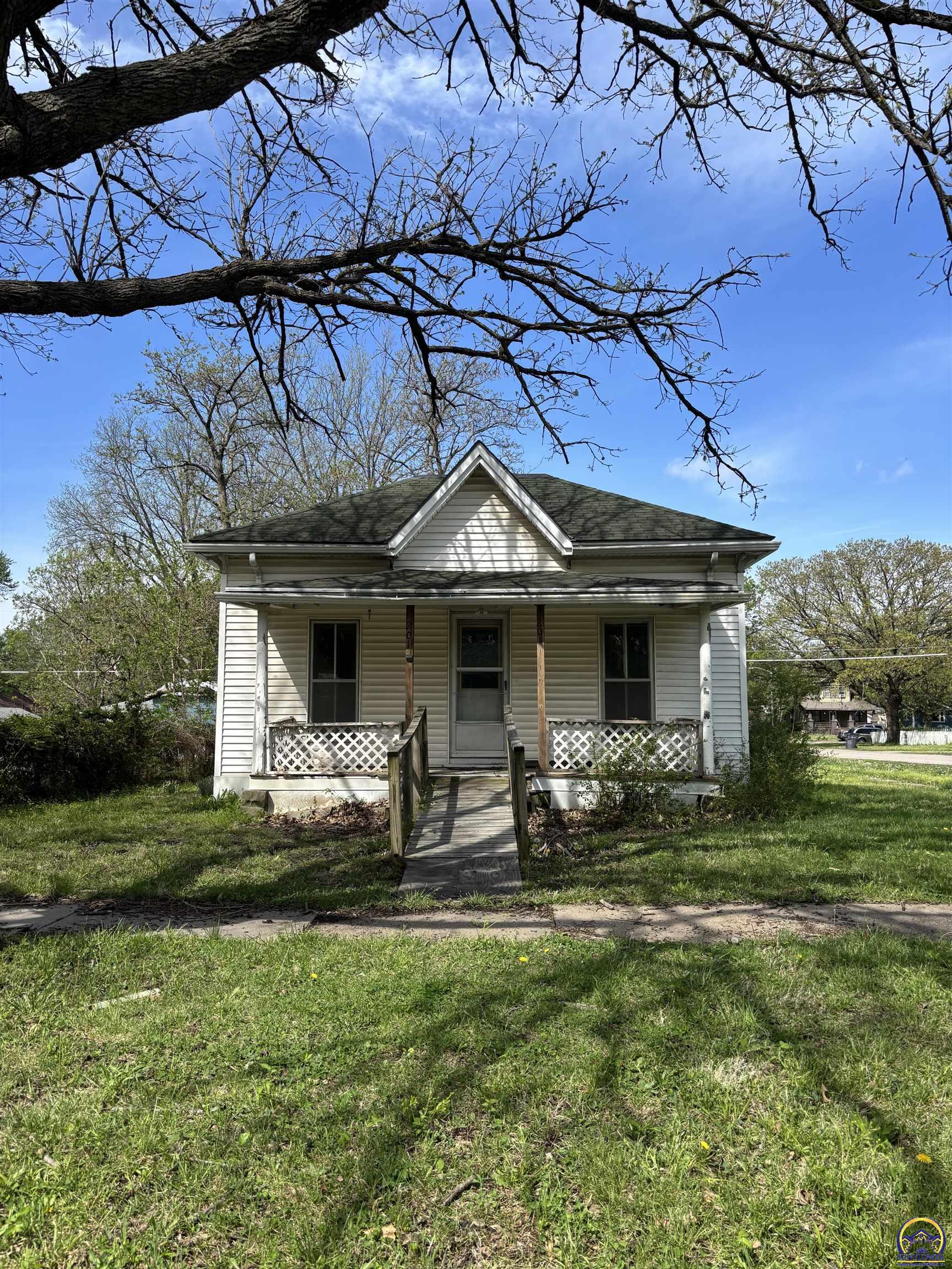 Photo of 201 S Merchant, Emporia, KS 66801