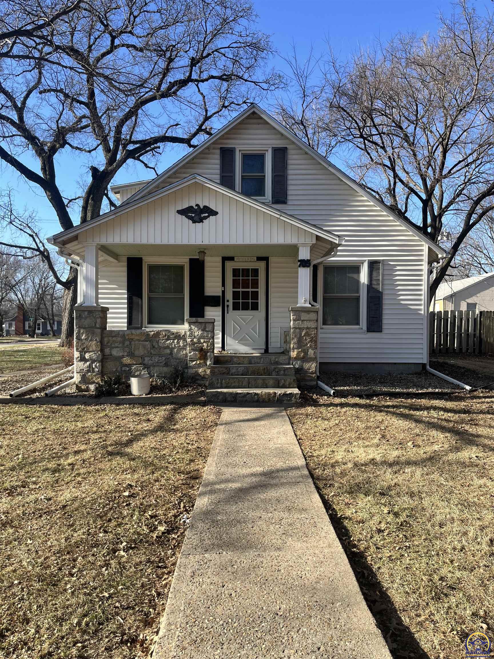 Photo of 705 Elm ST, Emporia, KS 66801