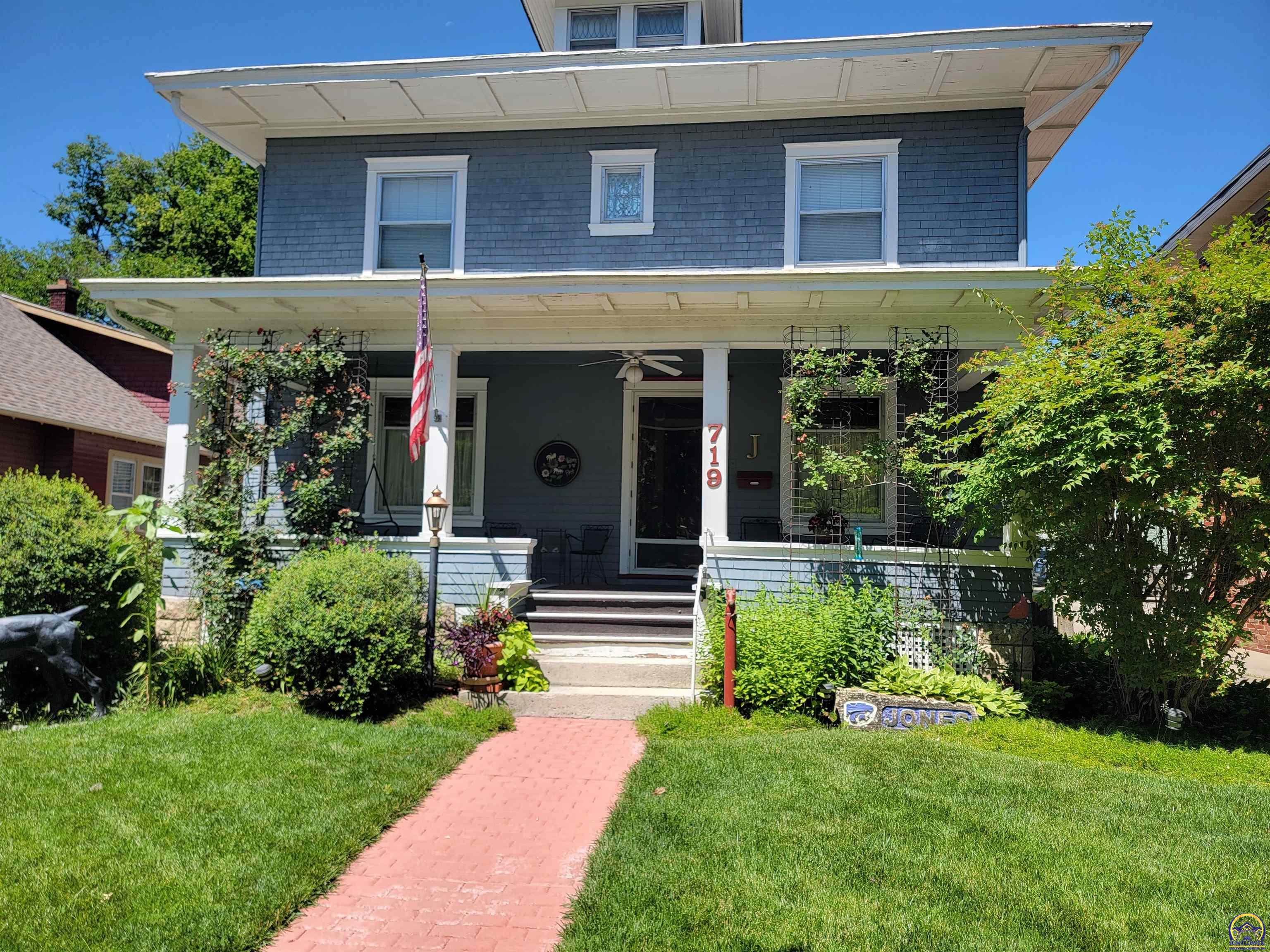 Photo of 719 State ST, Emporia, KS 66801