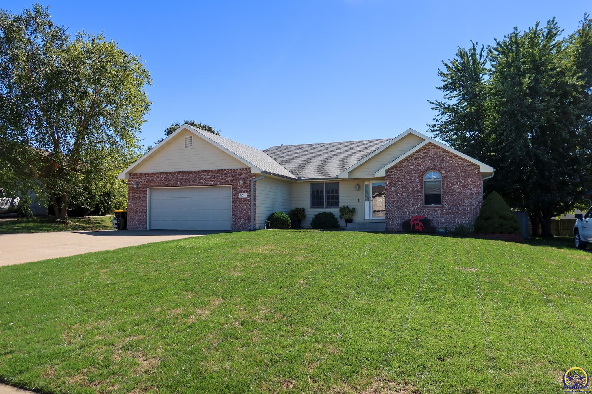 Photo of 3541 Whitetail Ln, Emporia, KS 66801