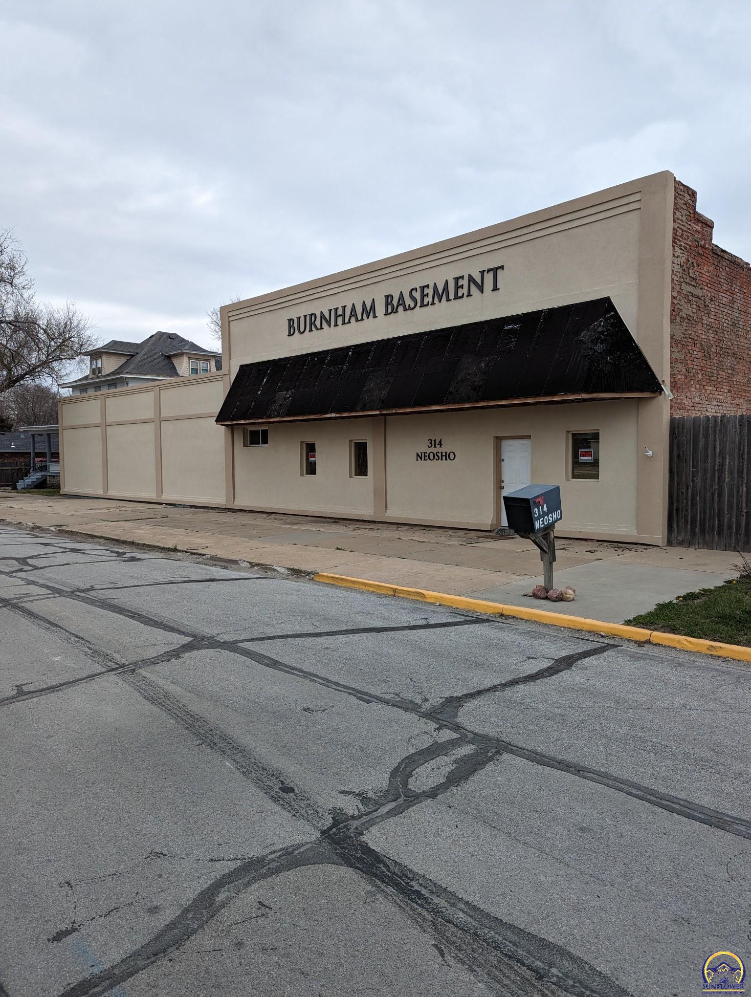 Photo of 314 Neosho St, Emporia, KS 66801