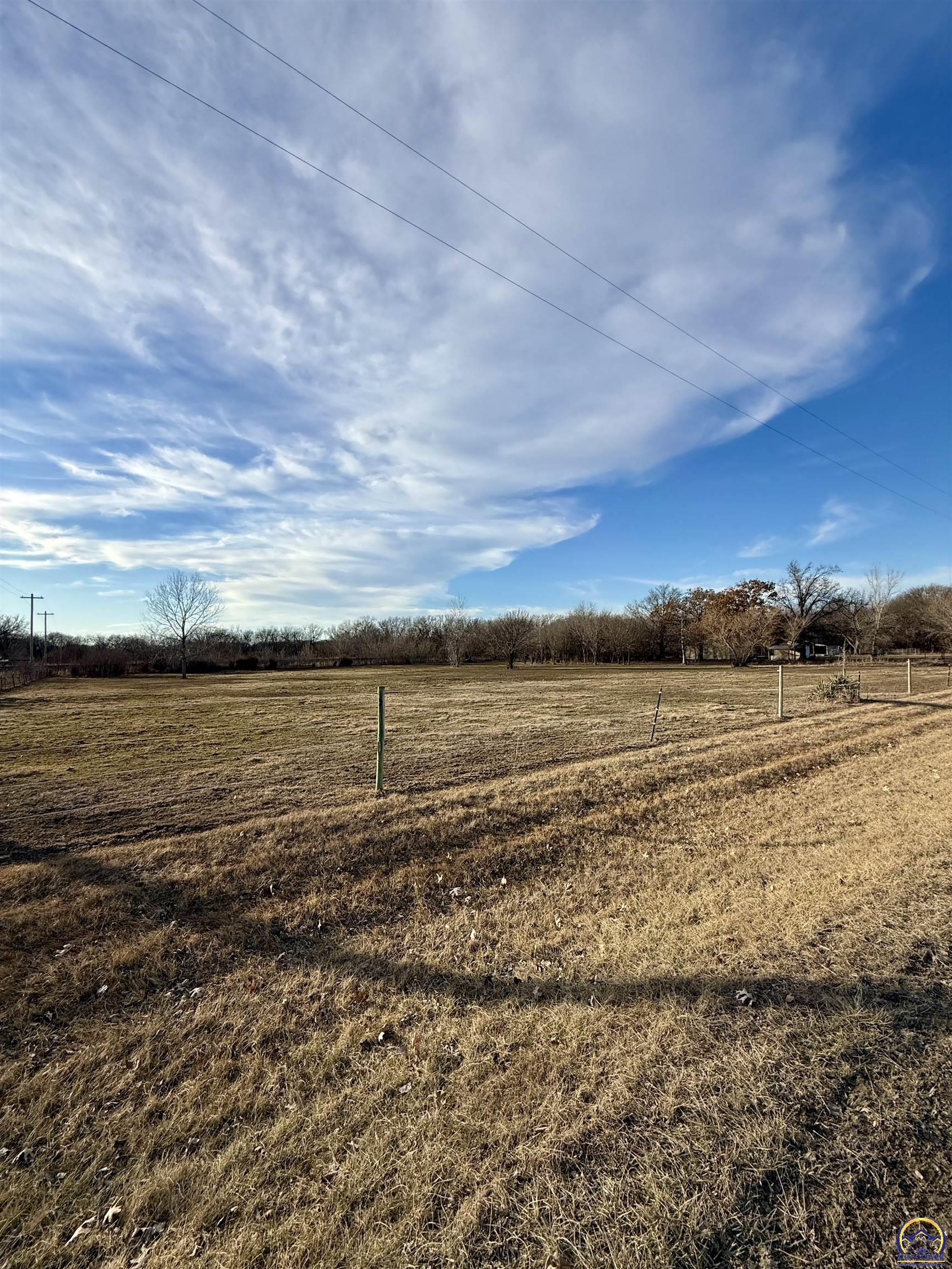 Photo of 21347 S Auburn RD, Osage City, KS 66523