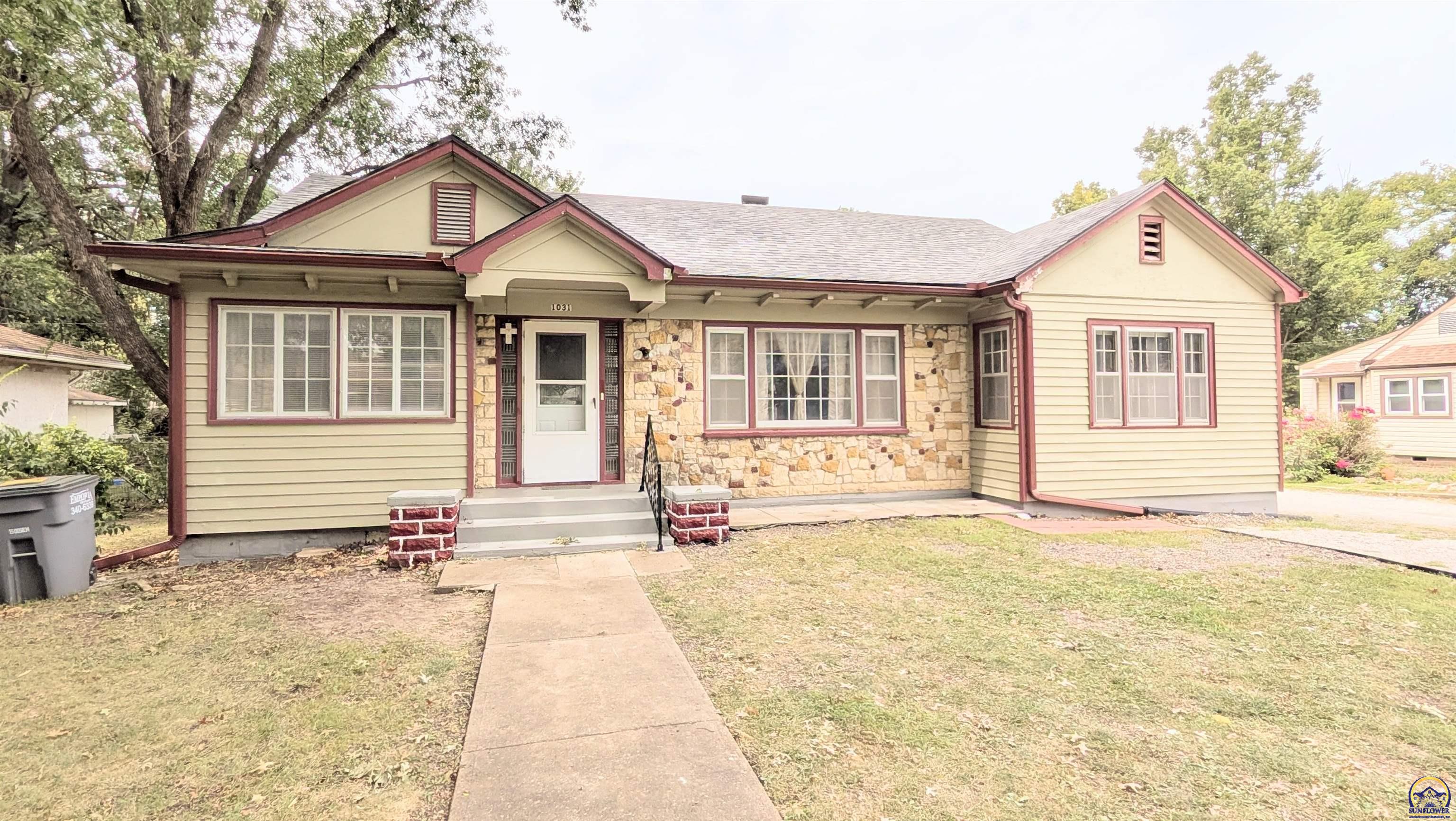 Photo of 1031 Sunnyslope St, Emporia, KS 66801