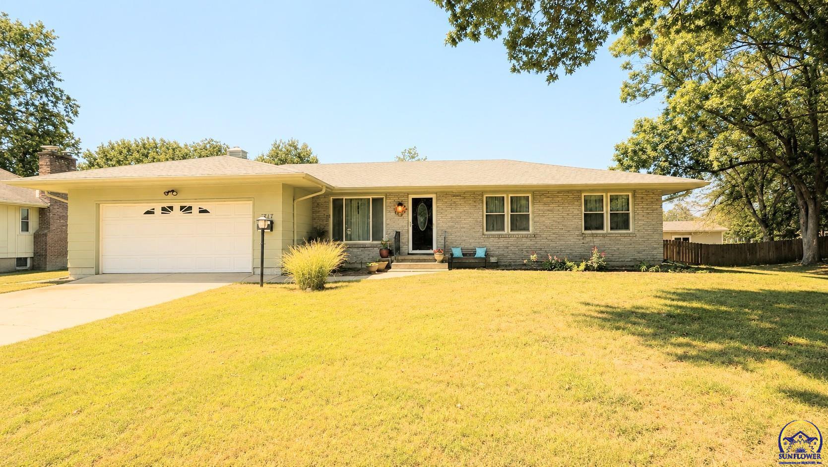 Photo of 1717 Belmont CT, Emporia, KS 66801