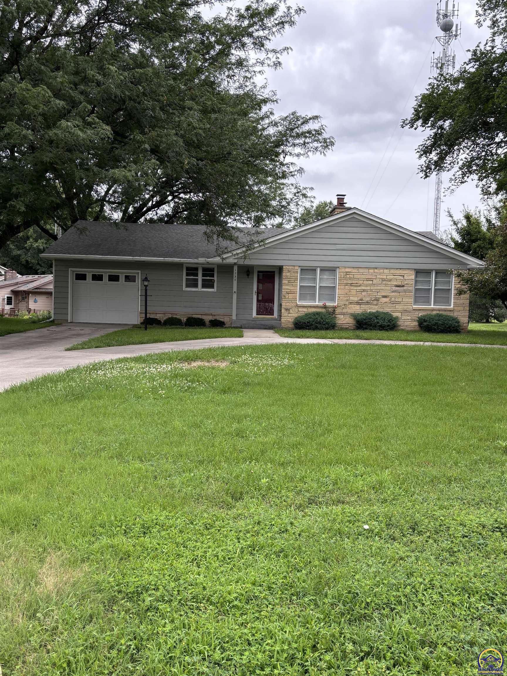 Photo of 1730 W 15th ST, Emporia, KS 66801